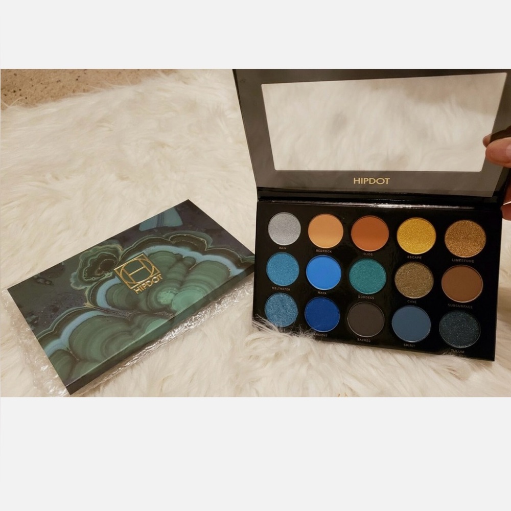Hipdot Cenote Eyeshadow Palette